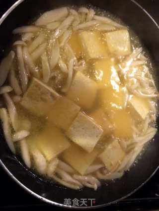 蘑菇炖豆腐的做法步骤：5