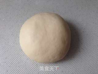 七彩鲜蔬培根披萨的做法步骤：3