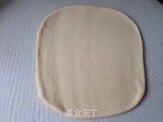 七彩鲜蔬培根披萨的做法步骤：4