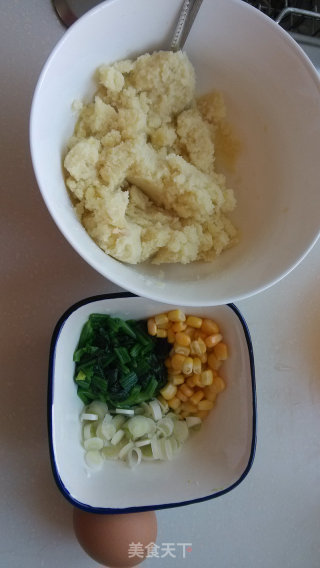 土豆饼的做法步骤：3