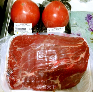 西红柿牛腩汤，西红柿牛腩面的做法步骤：1