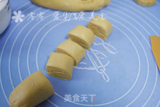 美味南瓜饼的做法步骤：4