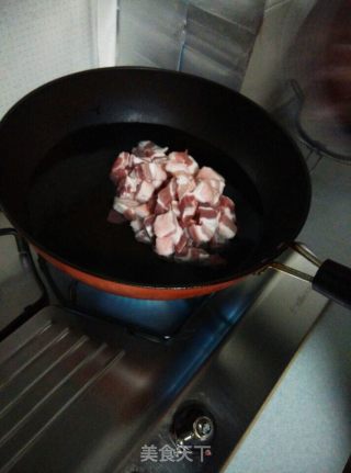 红烧肉的做法步骤：2