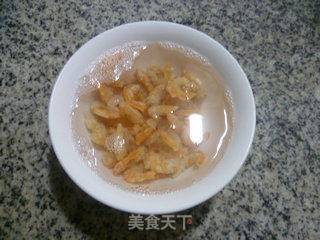 开洋大豆蛋白炒西葫芦的做法步骤：2