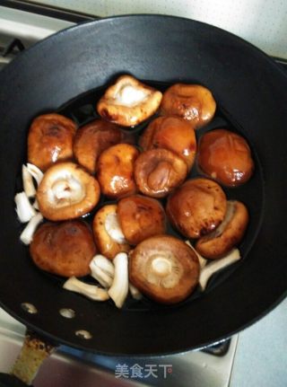 香菇油菜的做法步骤：2