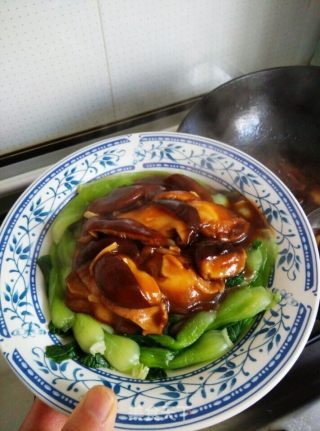 香菇油菜的做法步骤：11