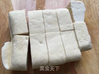 家常黄骨鱼焖豆腐的做法步骤：3
