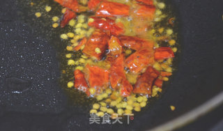 山哥来了系列美食：萝卜干炒腊肉的做法步骤：3