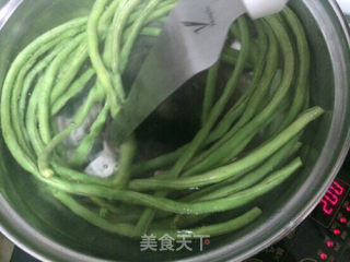 豆角棒棒串的做法步骤：2