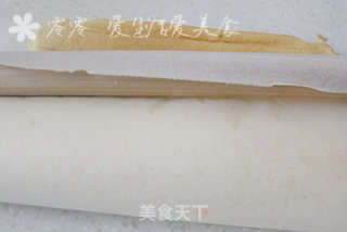瑞士卷水果奶油蛋糕卷的做法步骤：11