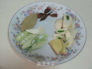 红烧带鱼的做法步骤：3