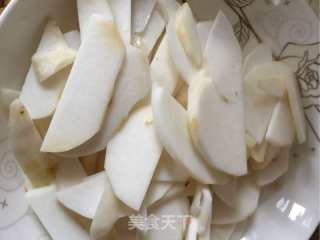 芋头炒牛肉的做法步骤：1