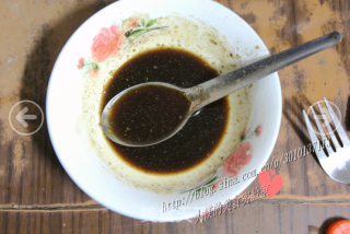 蜜汁烤鸭腿——鸭腿最美味的吃法的做法步骤：3