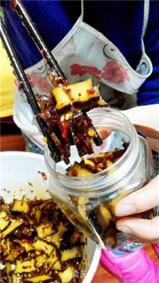 香辣卤香干的做法步骤：4
