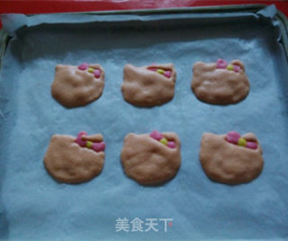 hello kitty奶油蛋糕卷的做法步骤：8