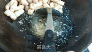 砂锅红烧肉煨鹌鹑蛋的做法步骤：6