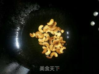 西芹腰果的做法步骤：4