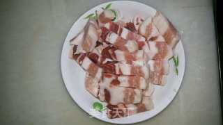 最爱的红烧肉的做法步骤：1