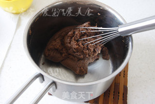 黑天鹅奶油泡芙的做法步骤：2