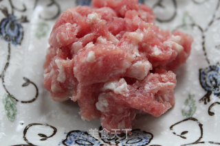 菇酿豆腐：品尝咸鲜顺滑的菇酿豆腐的做法步骤：1