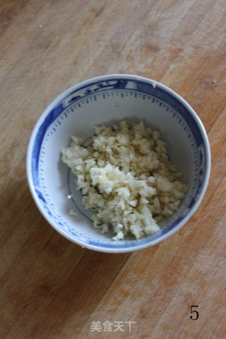 蒸蒸日上之——蒜蓉粉丝培根虾的做法步骤：5