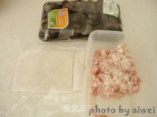 福州肉燕的做法步骤：1