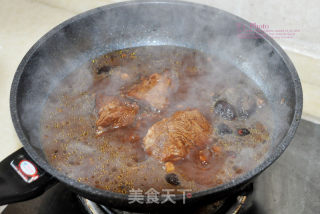 主妇必学硬菜之卤牛肉的做法步骤：11