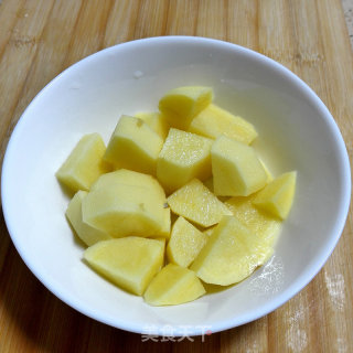 砂锅牛蛙煲的做法步骤：2
