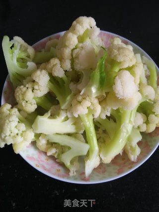 家常炒花菜的做法步骤：2