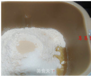 带来重重惊喜的【焦糖苹果面包】的做法步骤：4