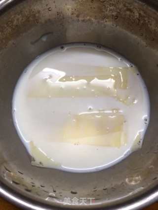 草莓慕斯蛋糕的做法步骤：8