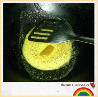 简易早餐：咖喱炒馍块的做法步骤：3