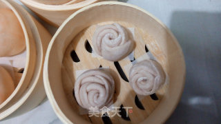 花式馒头——草莓玫瑰馒头的做法步骤：11