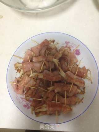 培根金针菇卷的做法步骤：3
