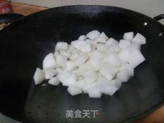 萝卜焖鱼肉丸的做法步骤：4