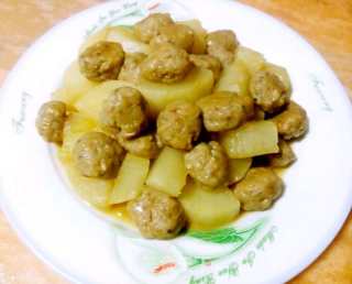 萝卜焖鱼肉丸的做法步骤：12