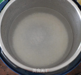 香菇肉末粥的做法步骤：2