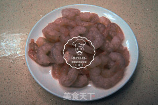 焗烤海鲜饭的做法步骤：1