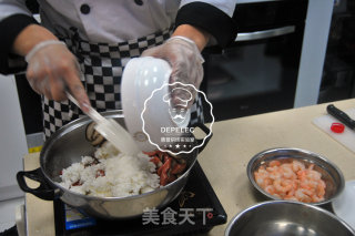 焗烤海鲜饭的做法步骤：6