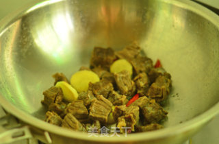 萝卜炖牛腩的做法步骤：8