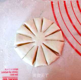 菊花馒头的做法步骤：8