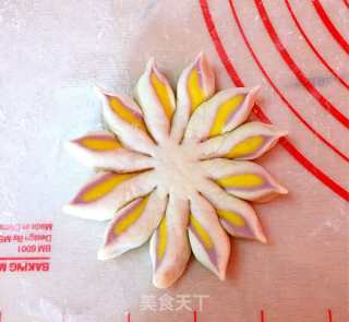 菊花馒头的做法步骤：11