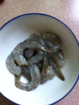 虾仁玉子豆腐的做法步骤：1