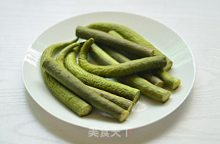 蒜蓉手撕茄子的做法步骤：2