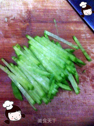 仙草阁私房菜（蔬菜大棚）--新品菜式（青萝卜焙煎沙拉）的做法步骤：2
