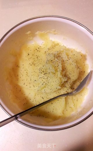 黑椒土豆焗虾的做法步骤：2