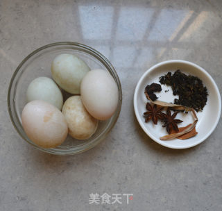 五香茶叶蛋的做法步骤：1