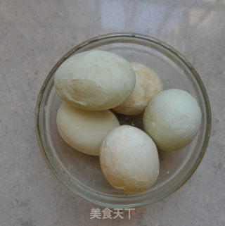 五香茶叶蛋的做法步骤：3