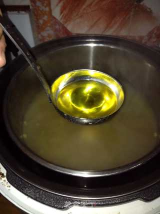 绿豆鸭蛋汤的做法步骤：4