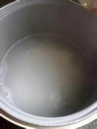 冬季滋补养生佳品--羊肉粥的做法步骤：2